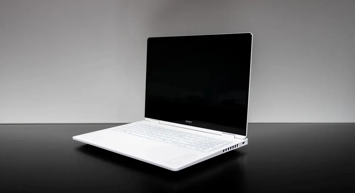 HP Omen Max 16